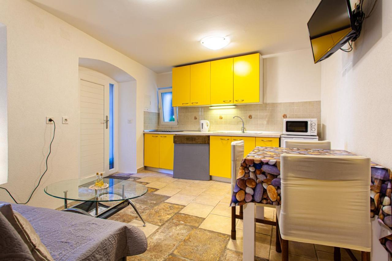 Room M Cres Dış mekan fotoğraf